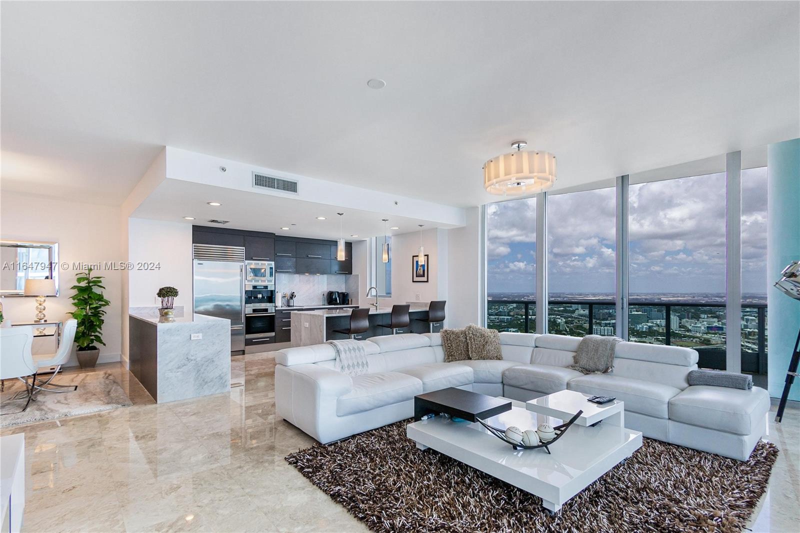 900 Biscayne Blvd #PH 6309, Miami FL 33132
