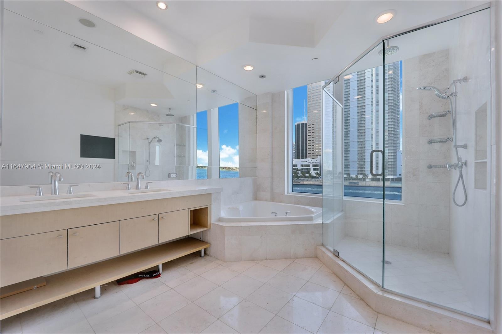 900 Brickell Key Blvd #403, Miami FL 33131