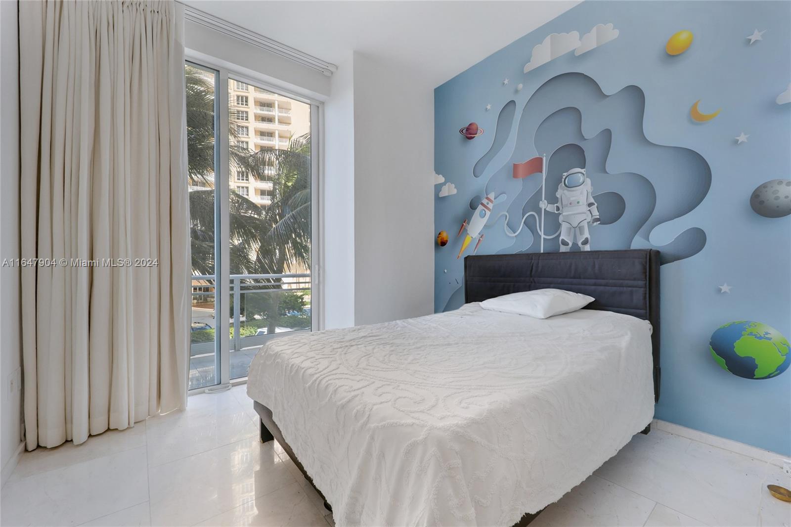 900 Brickell Key Blvd #403, Miami FL 33131