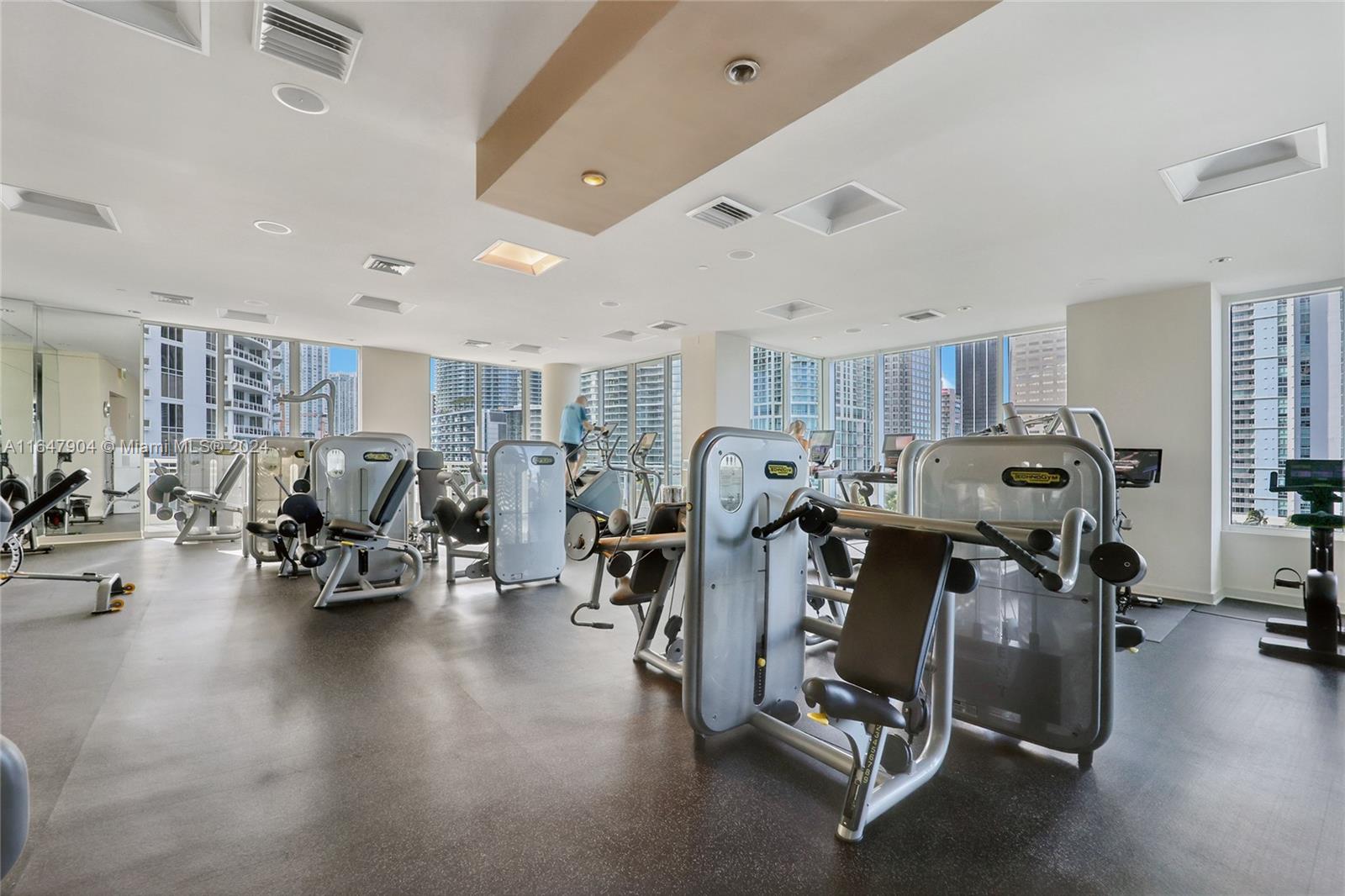 900 Brickell Key Blvd #403, Miami FL 33131