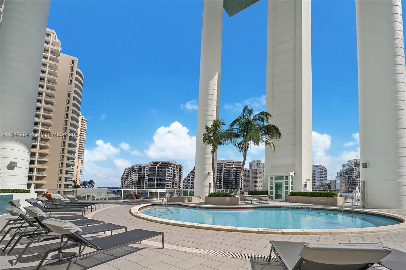 900 Brickell Key Blvd #403, Miami FL 33131