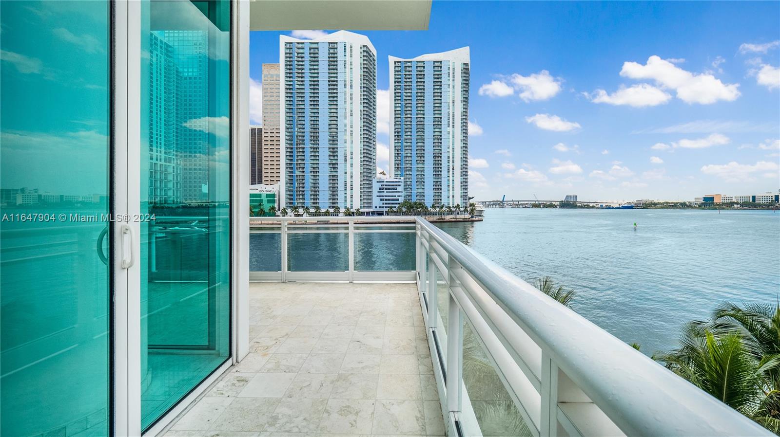 900 Brickell Key Blvd #403, Miami FL 33131