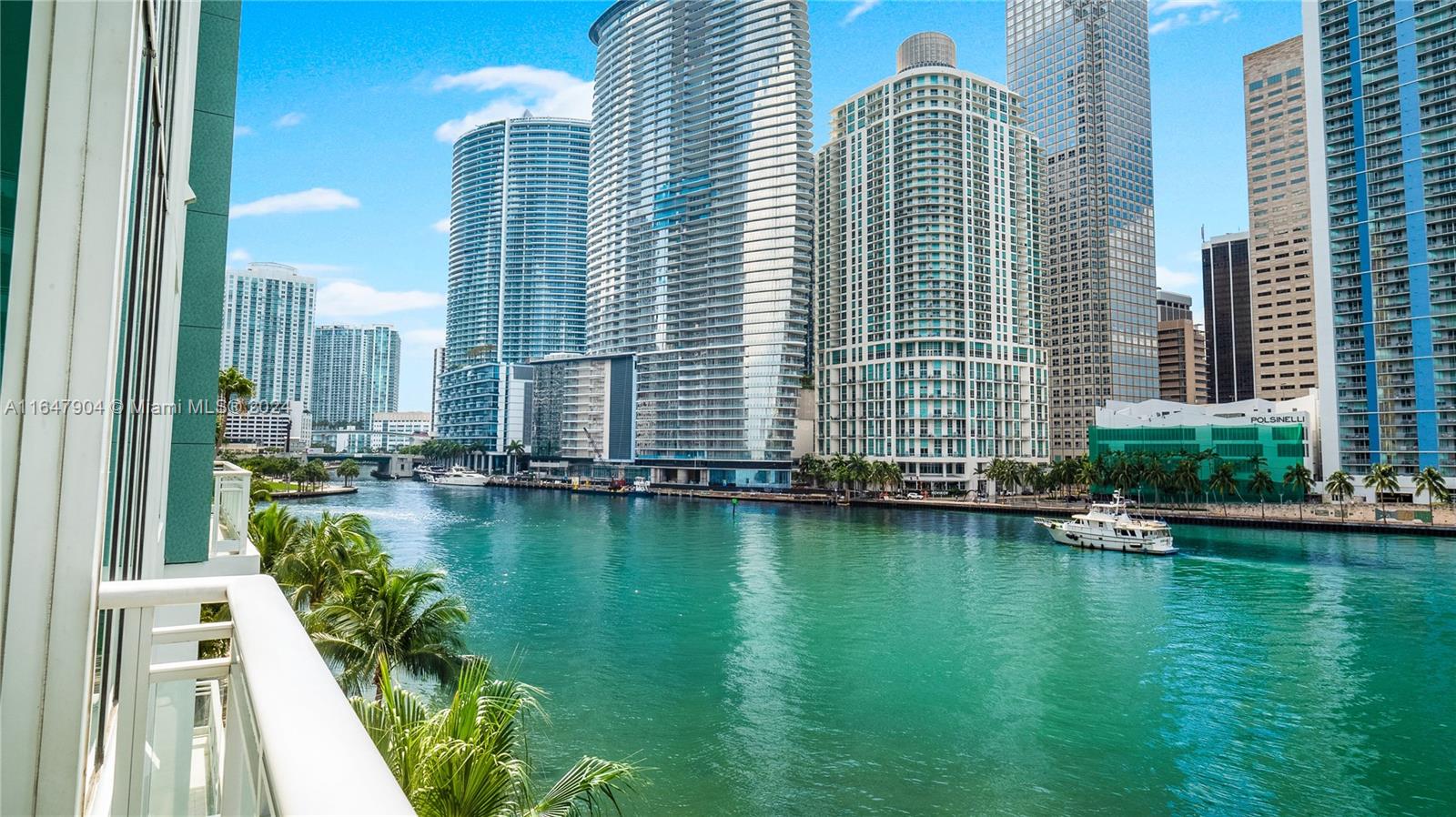 900 Brickell Key Blvd #403, Miami FL 33131