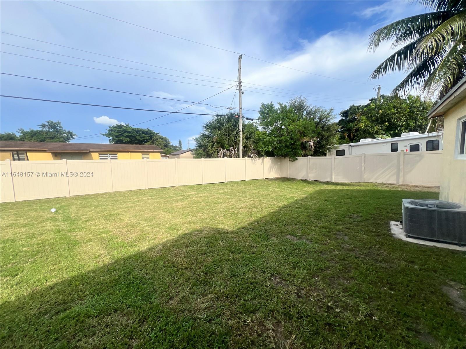 20505 NW 25th Ct, Miami Gardens, Florida image 12