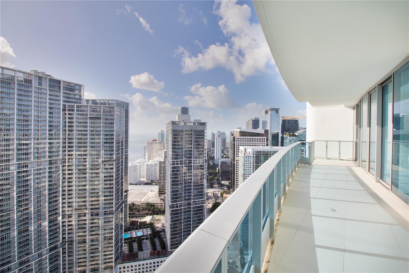 200 Biscayne Boulevard Way #5007, Miami, Florida image 2