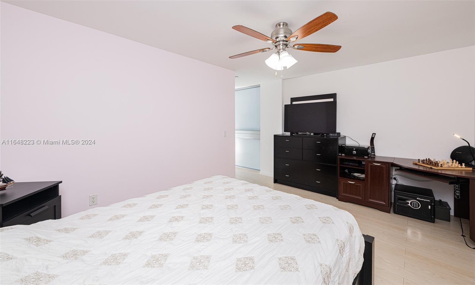 2950 NE 188th St #139, Aventura, Florida image 30