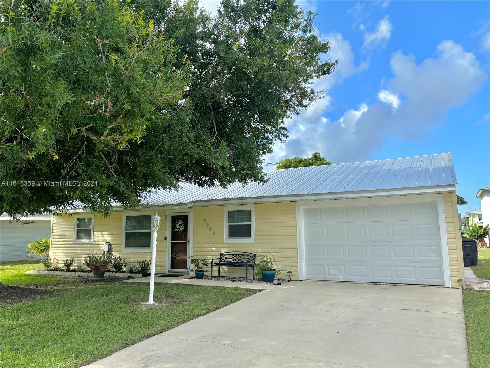 5202 SE 43rd Trace, Okeechobee, Florida image 1