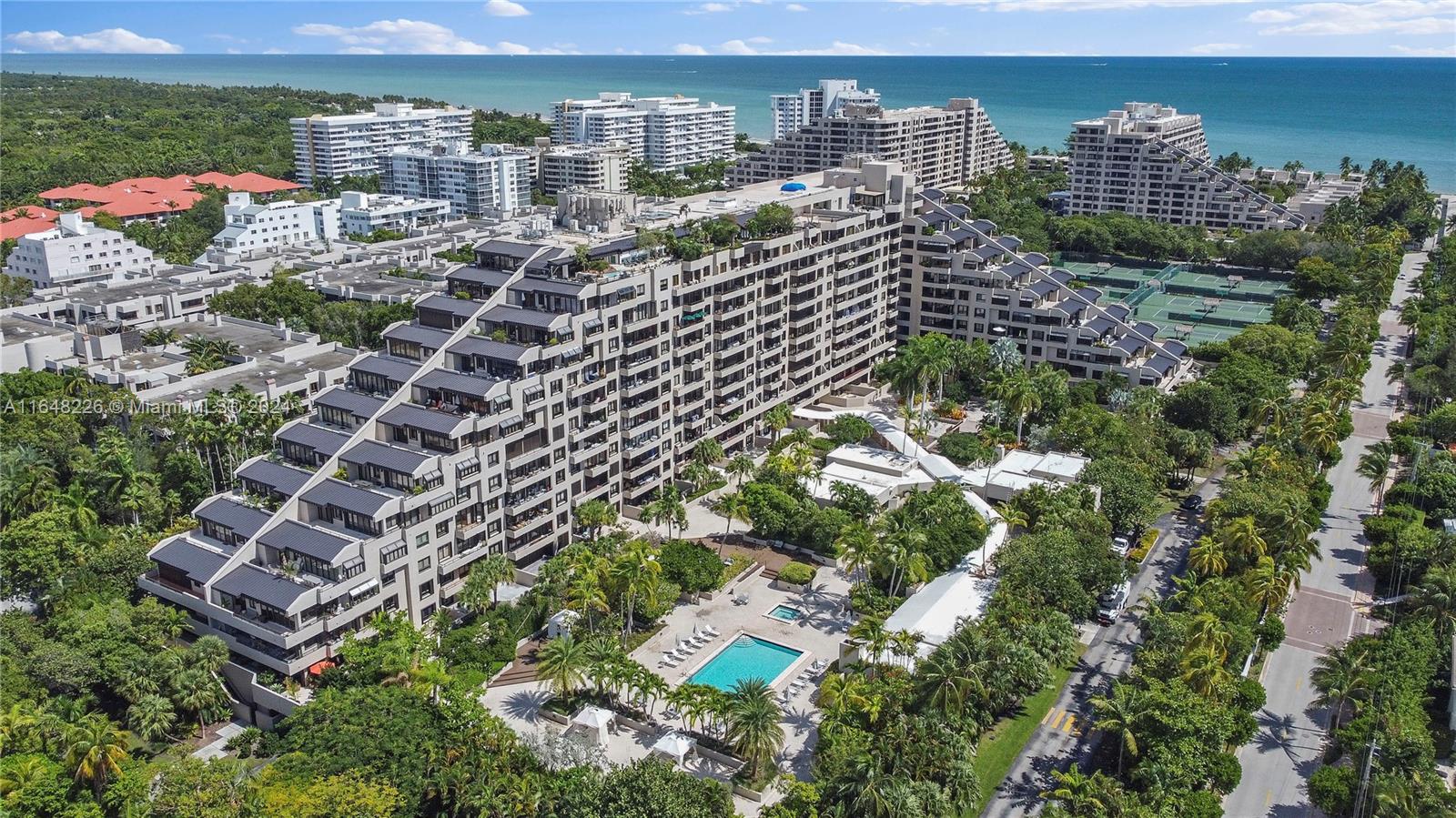 151 Crandon Blvd #822, Key Biscayne, Florida image 1