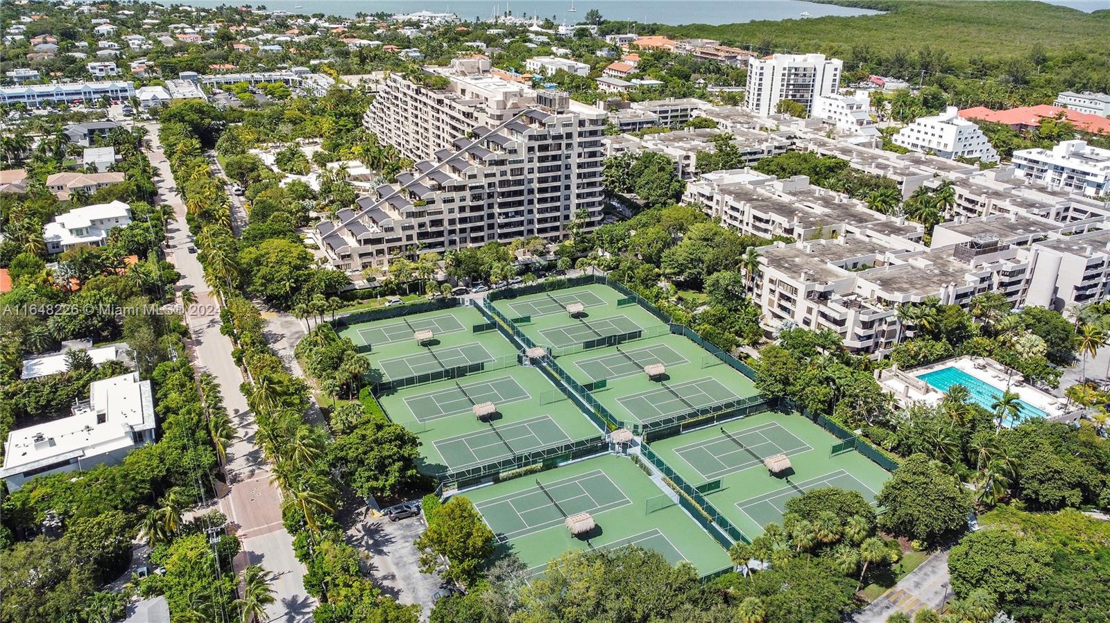 151 Crandon Blvd #822, Key Biscayne, Florida image 18