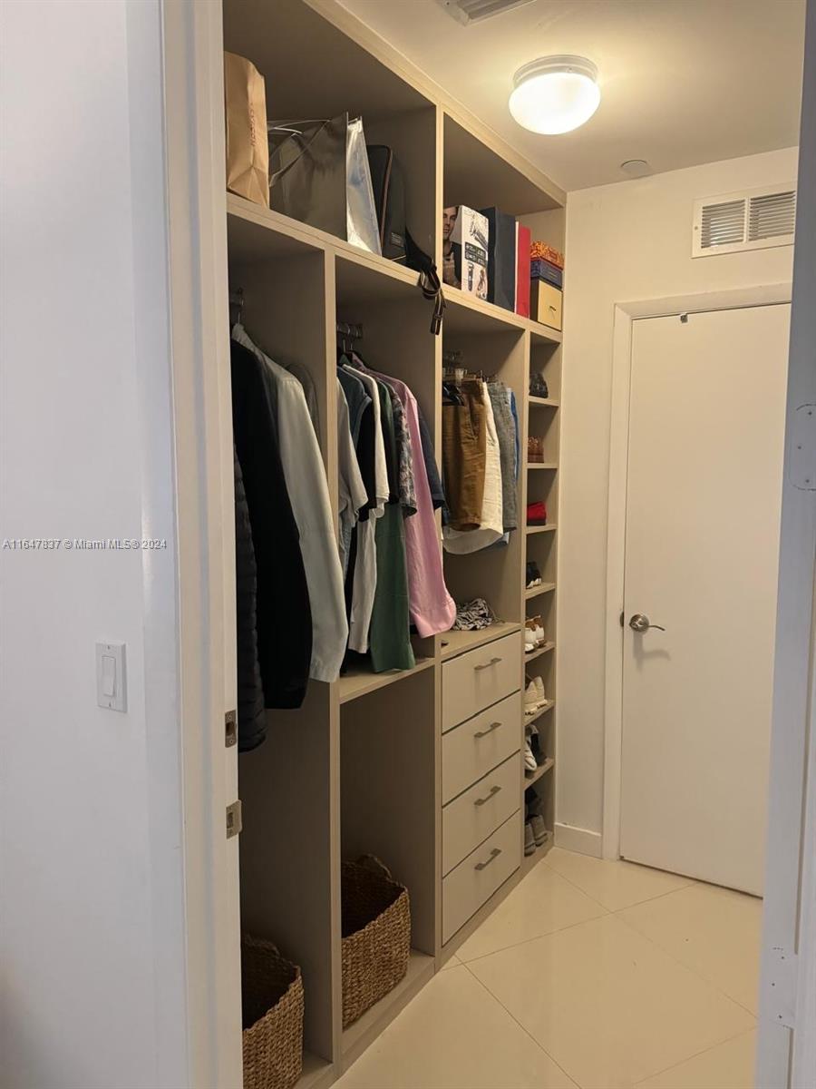 15811 Collins Ave #803, Sunny Isles Beach FL 33160