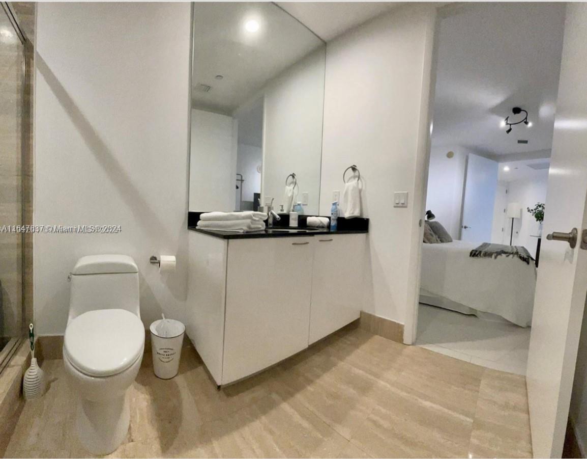 15811 Collins Ave #803, Sunny Isles Beach FL 33160