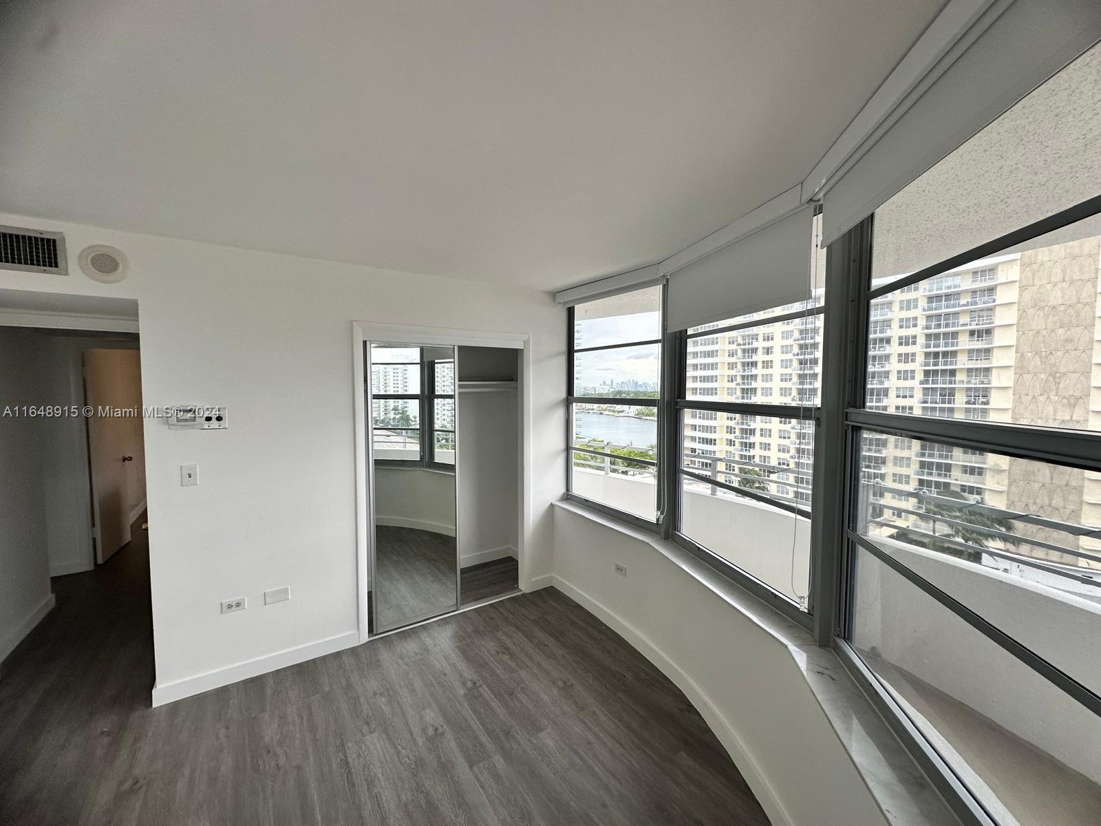 Listing Photo 35
