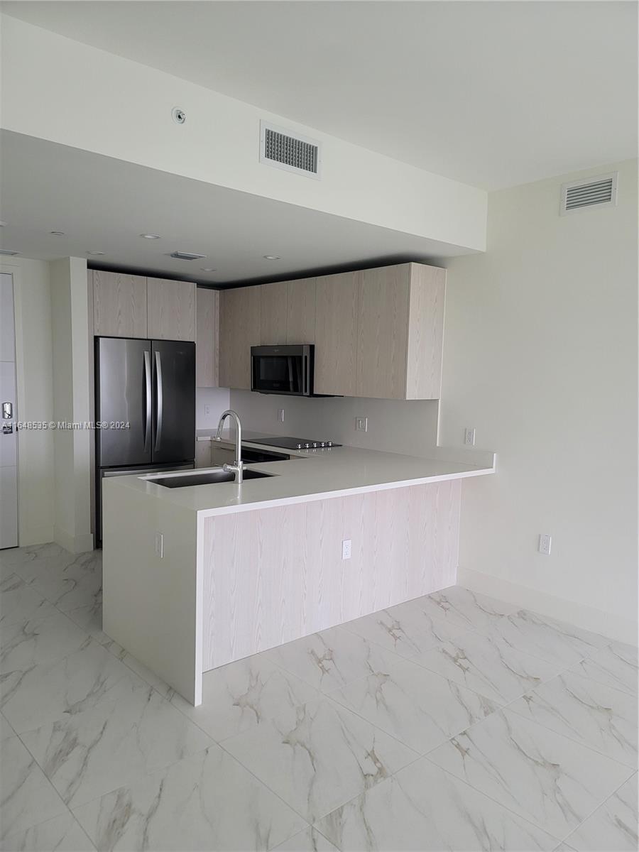 2000 Metropica Way #2411, Sunrise, Florida image 5