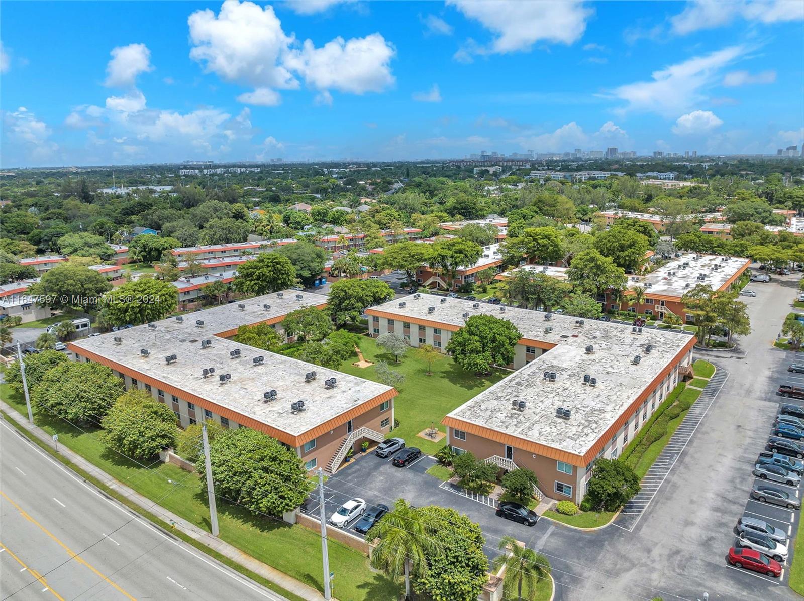 9 NE 19th Ct #117C, Wilton Manors, Florida image 11