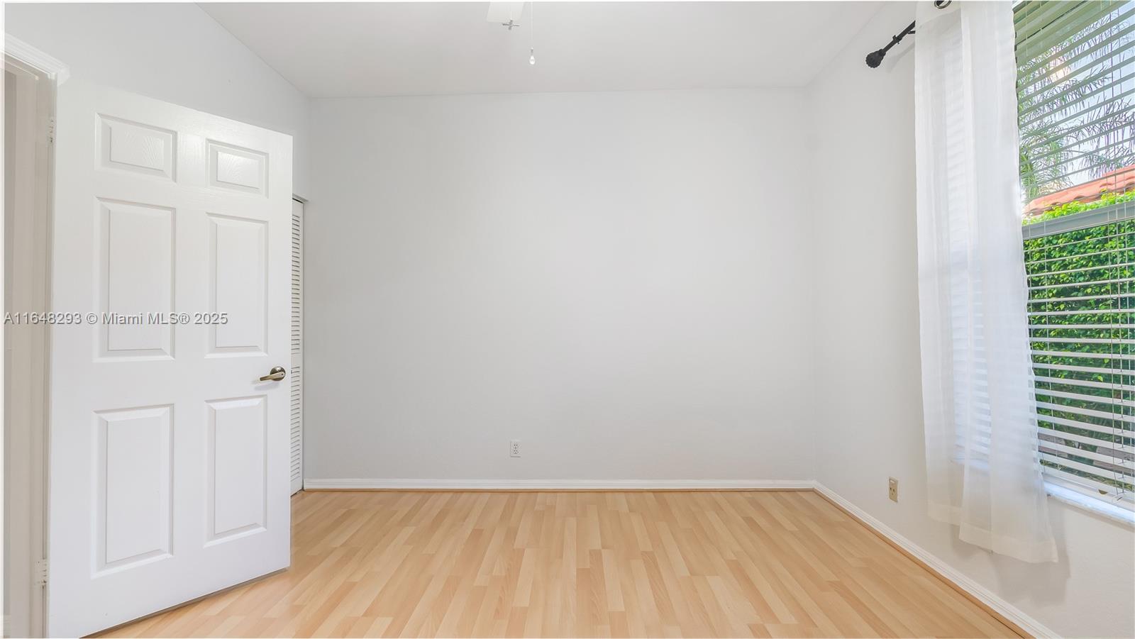 Listing Photo 28