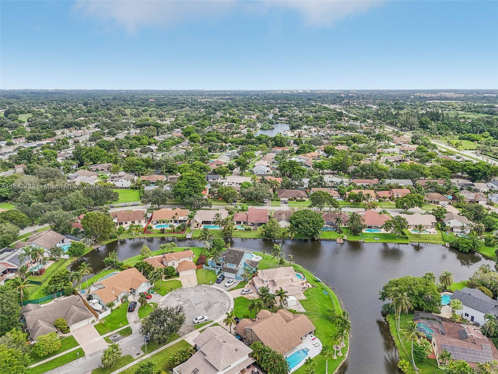 8745 SW 57th St, Cooper City, Florida image 42