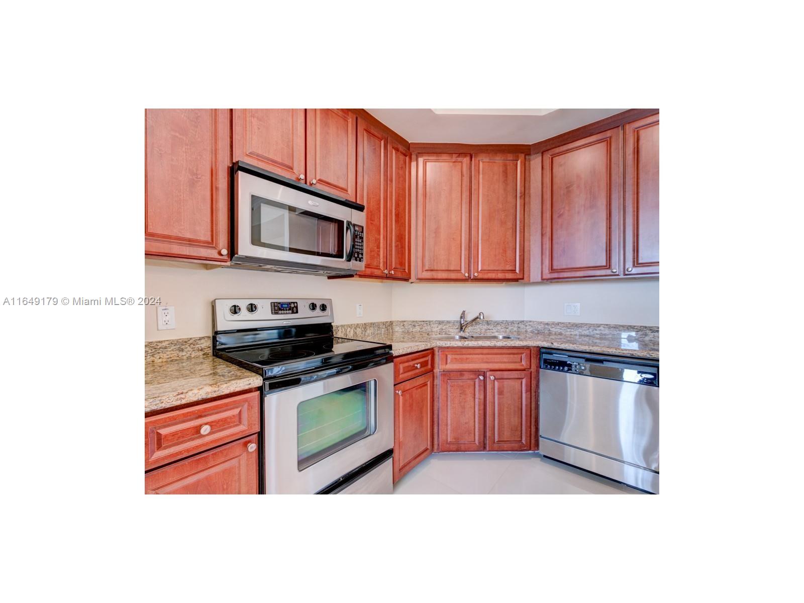 3001 NE 185th St #419, Aventura FL 33180