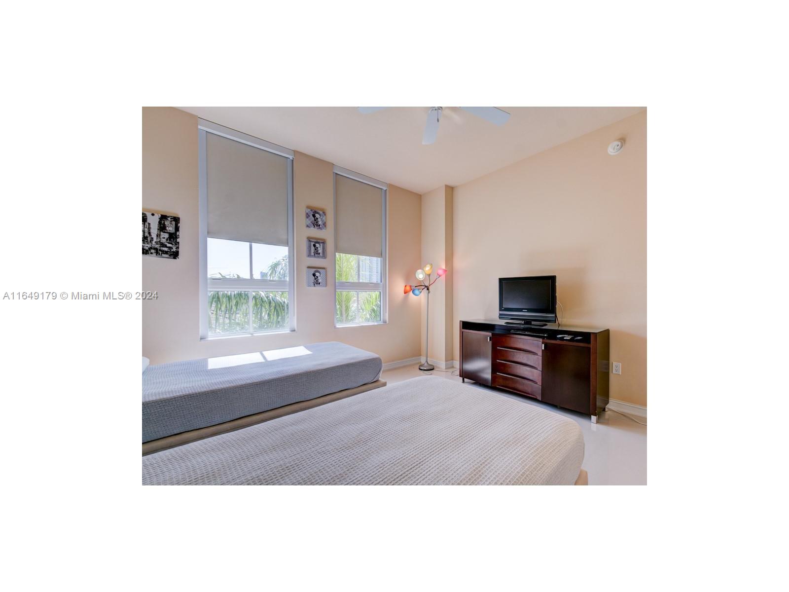 3001 NE 185th St #419, Aventura FL 33180