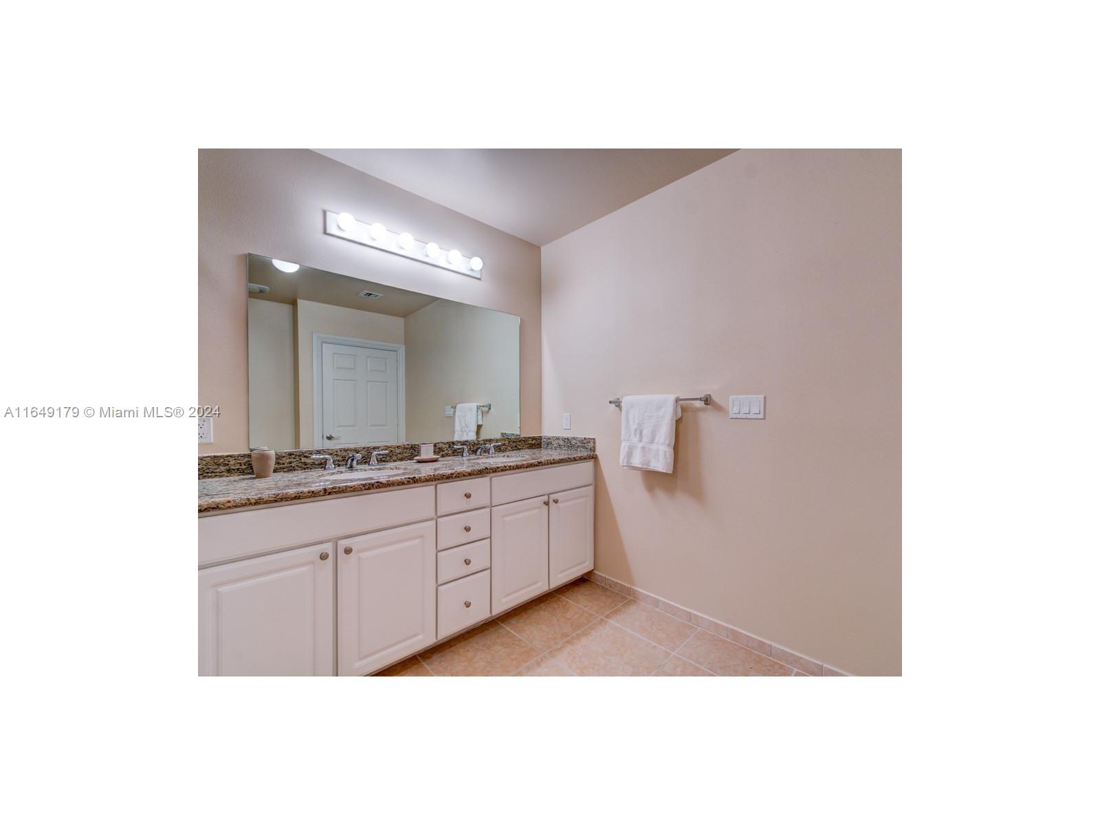 3001 NE 185th St #419, Aventura FL 33180