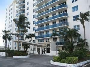 7501 E Treasure Dr #2M, North Bay Village, Florida image 1