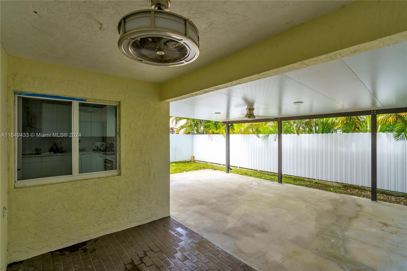 19610 NW 83rd Ave, Hialeah, Florida image 15