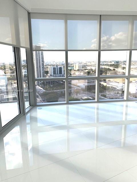 851 NE 1st Ave #2110, Miami, Florida image 1