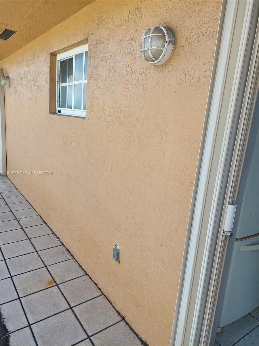 2403 W 76th St #203, Hialeah, Florida image 2