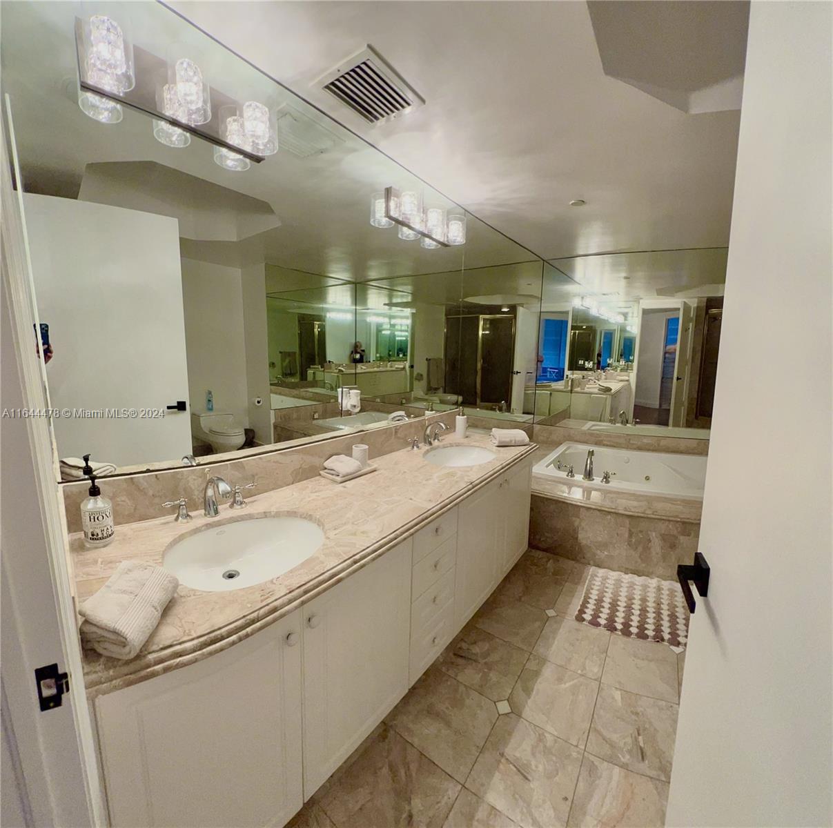 9559 NE Collins Ave #S6-C, Surfside FL 33154
