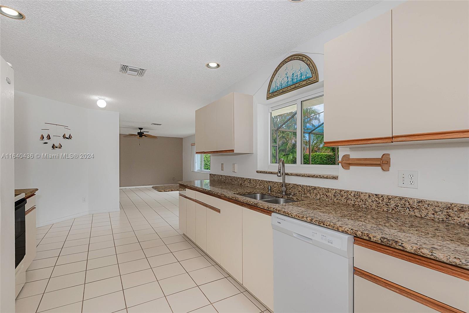 2703 NW 124th Ave, Coral Springs, Florida image 10