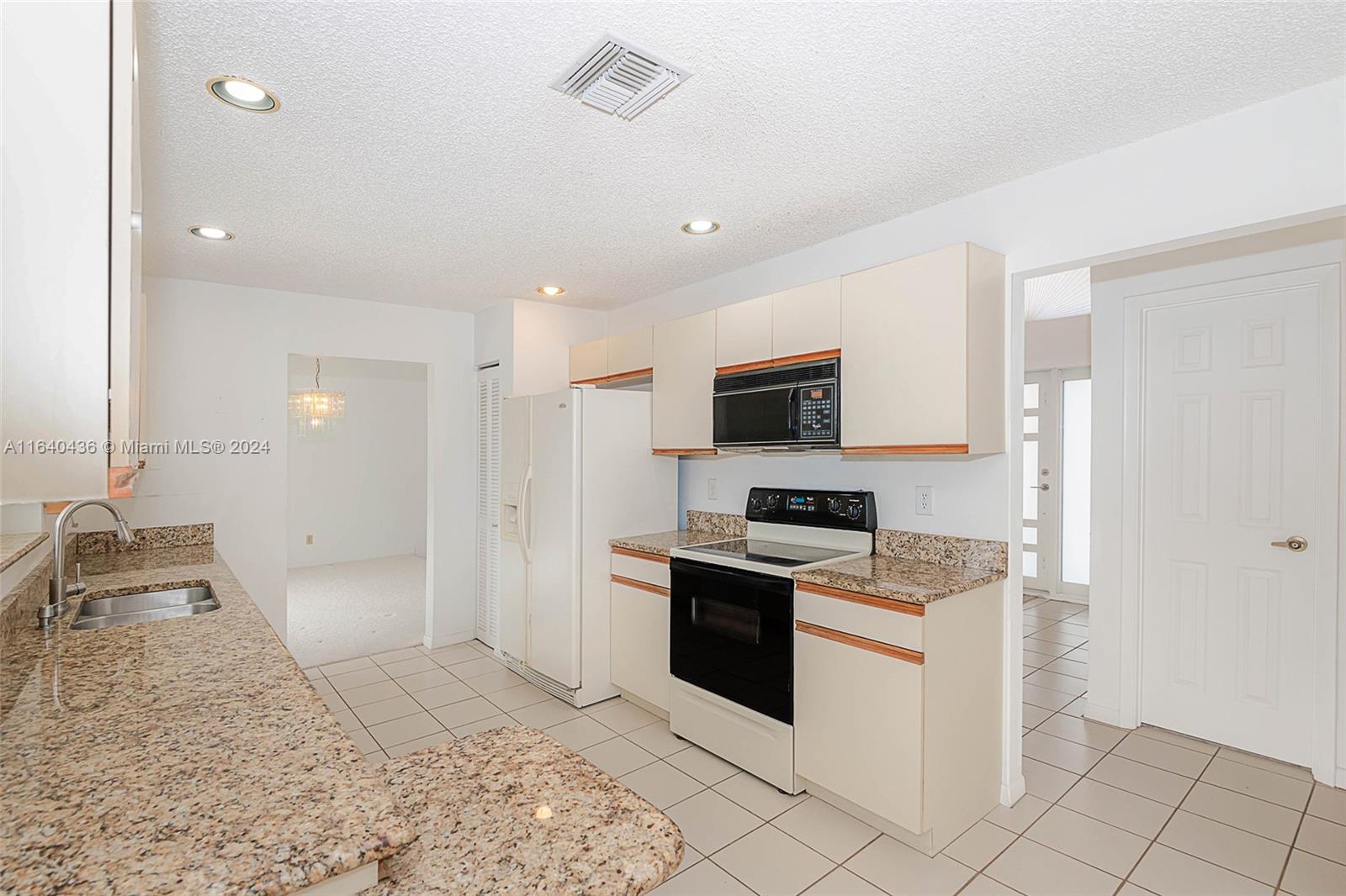 2703 NW 124th Ave, Coral Springs, Florida image 14