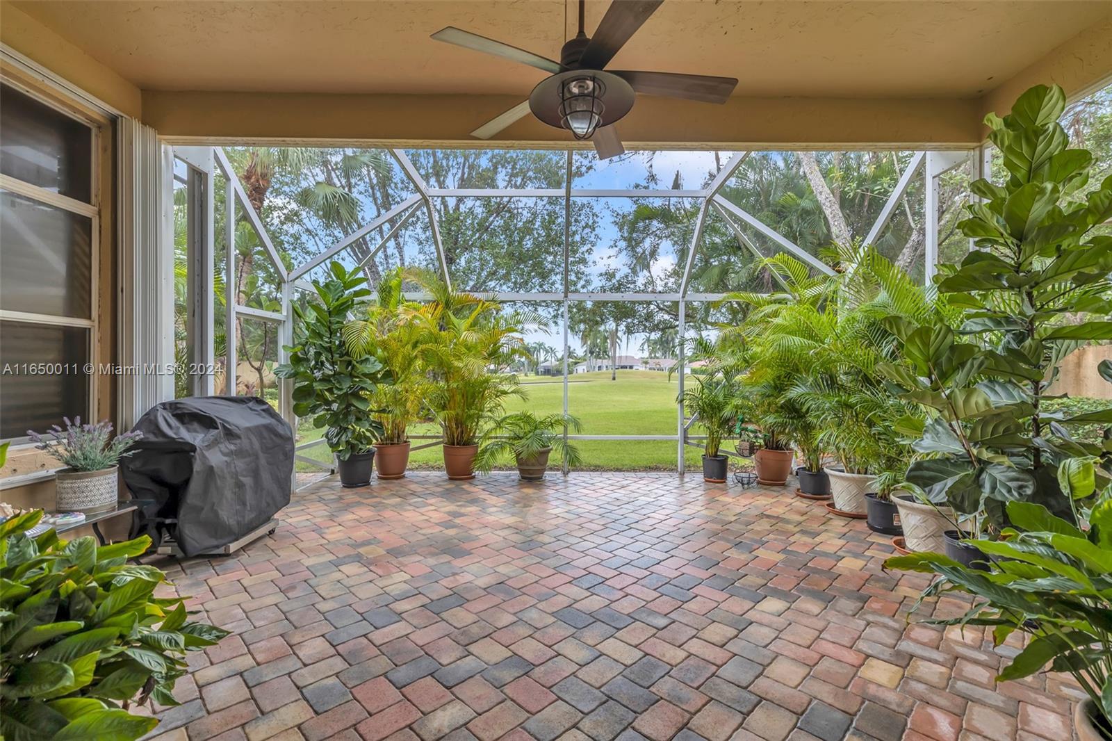 2468 Bay Isle Ct, Weston, Florida image 18