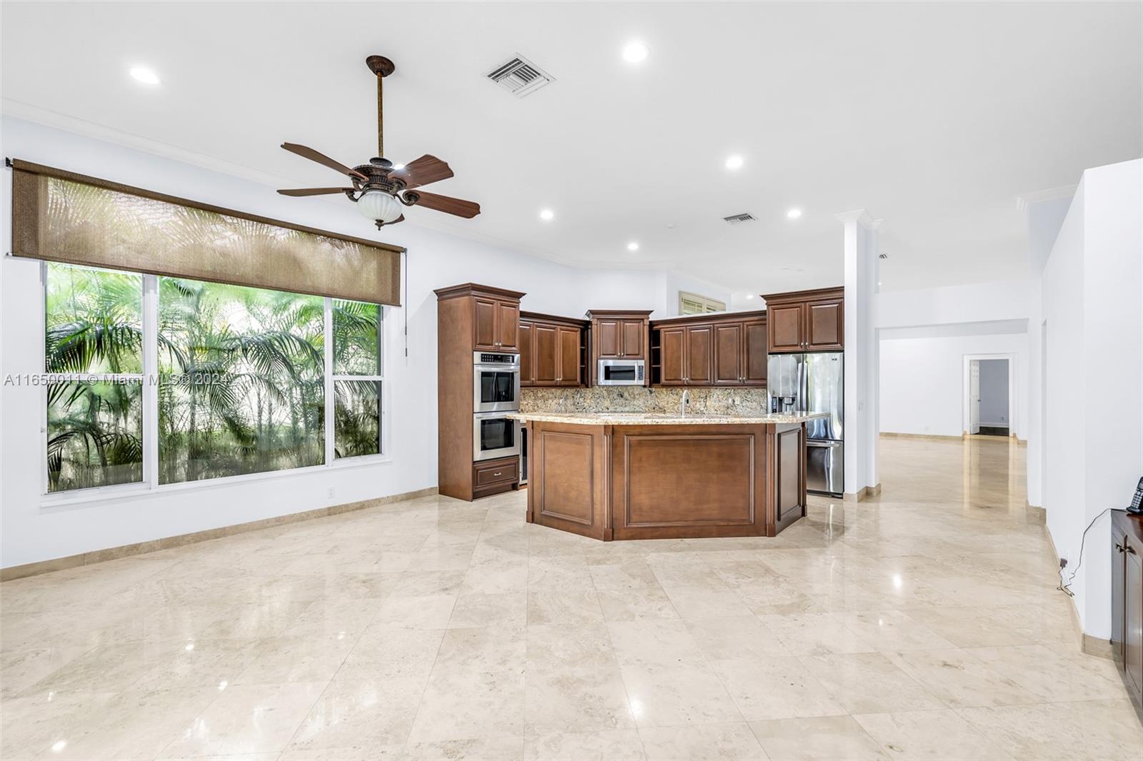 2468 Bay Isle Ct, Weston, Florida image 8