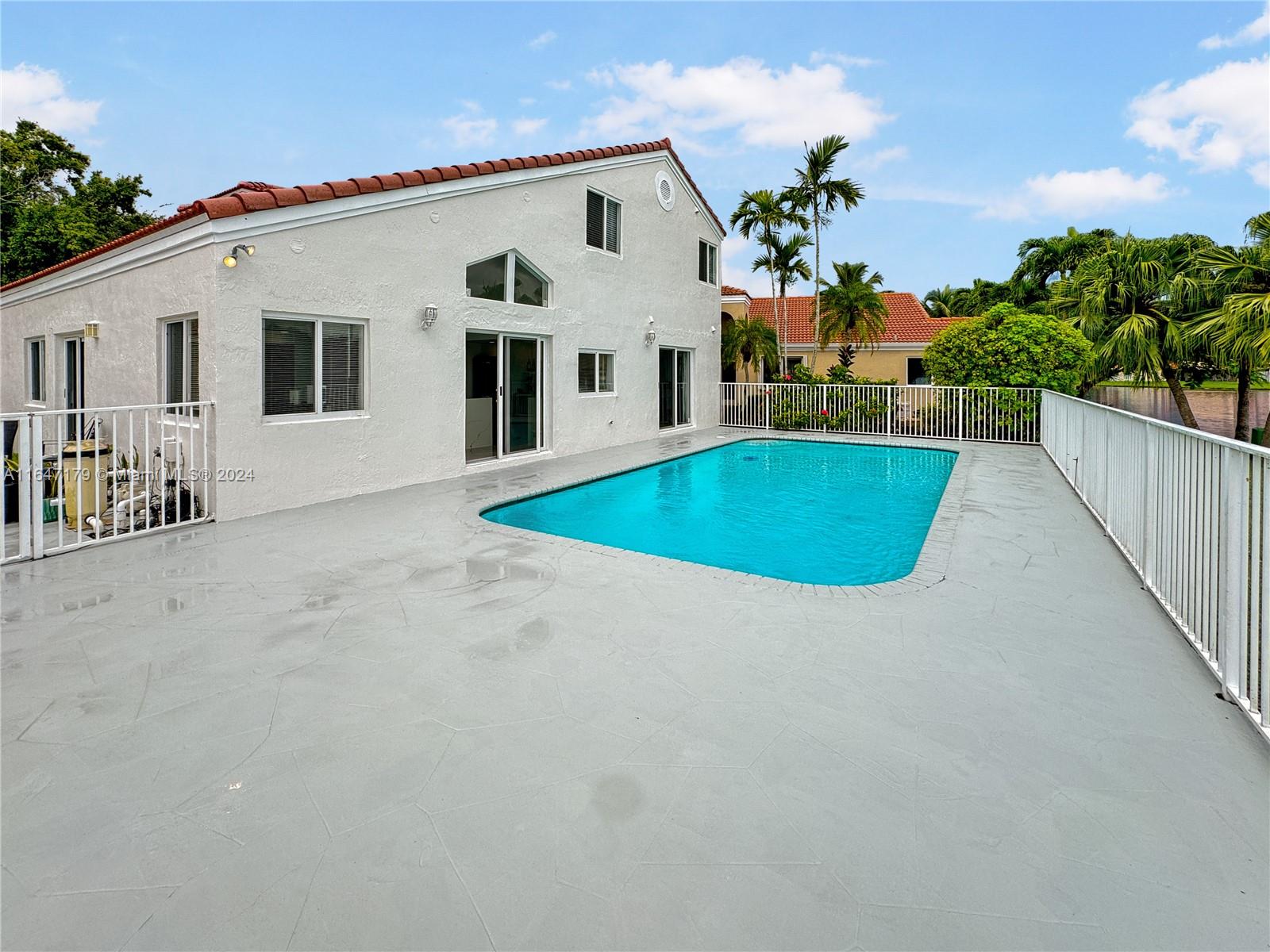 1444 Harbour Side Dr, Weston, Florida image 26