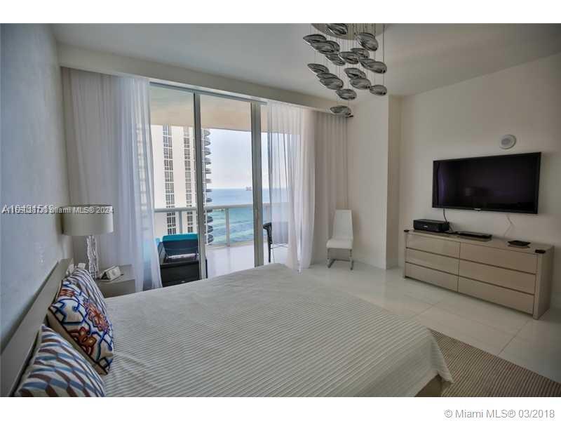 15811 Collins Ave #2302, Sunny Isles Beach FL 33160