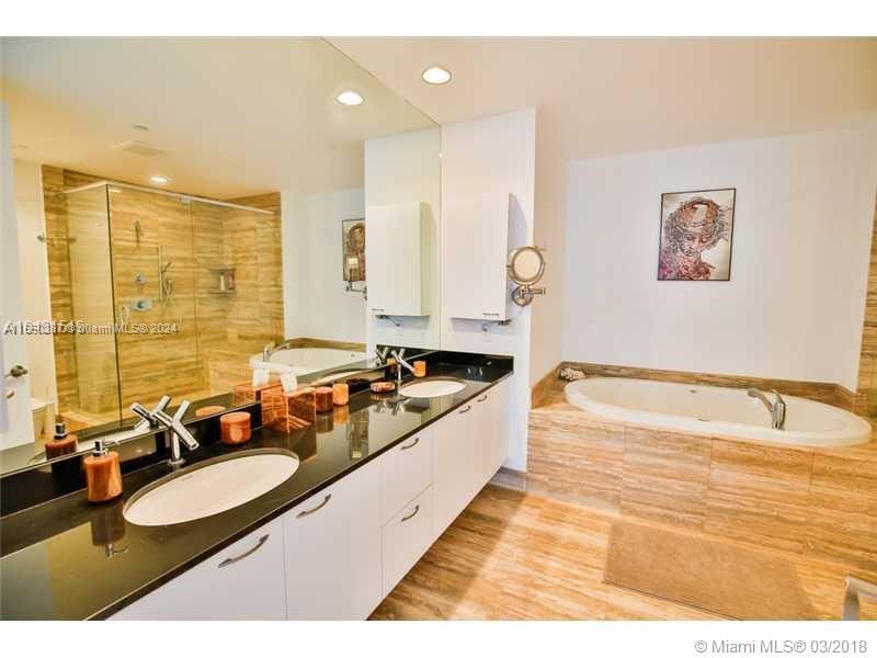 15811 Collins Ave #2302, Sunny Isles Beach FL 33160