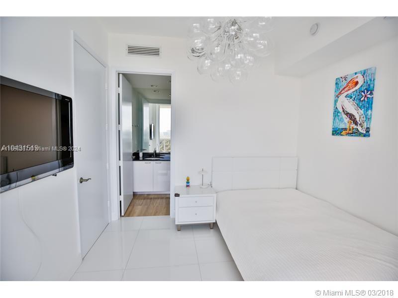 15811 Collins Ave #2302, Sunny Isles Beach FL 33160