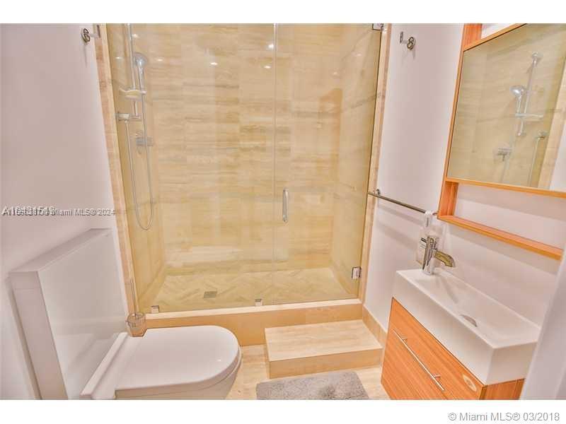 15811 Collins Ave #2302, Sunny Isles Beach FL 33160