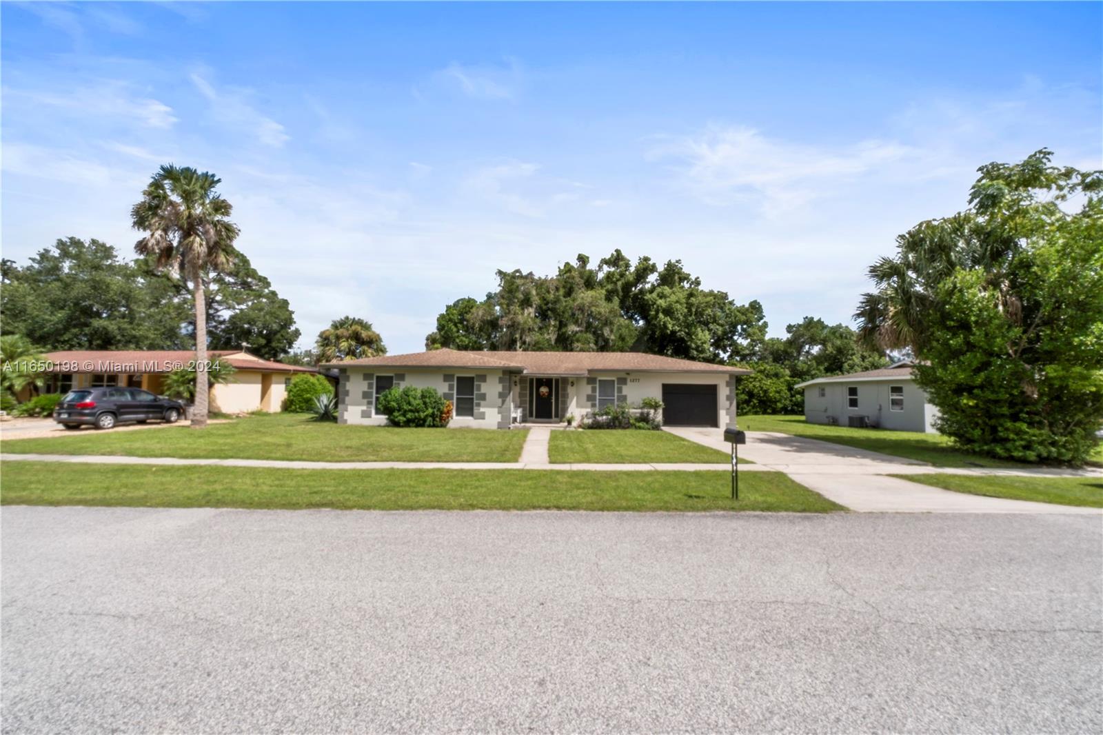 1277 Fountainhead Dr, Deltona, Florida image 4