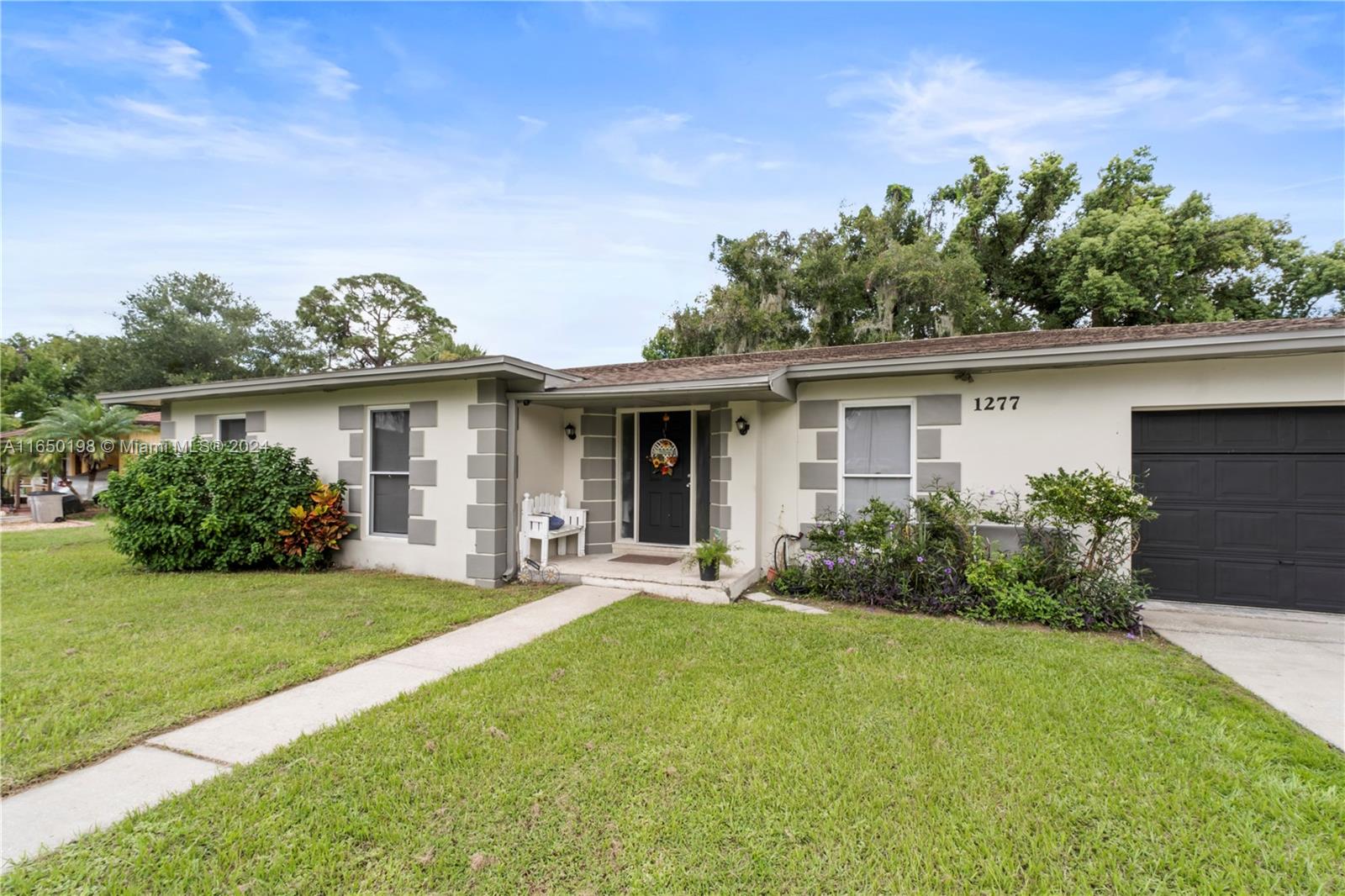 1277 Fountainhead Dr, Deltona, Florida image 6