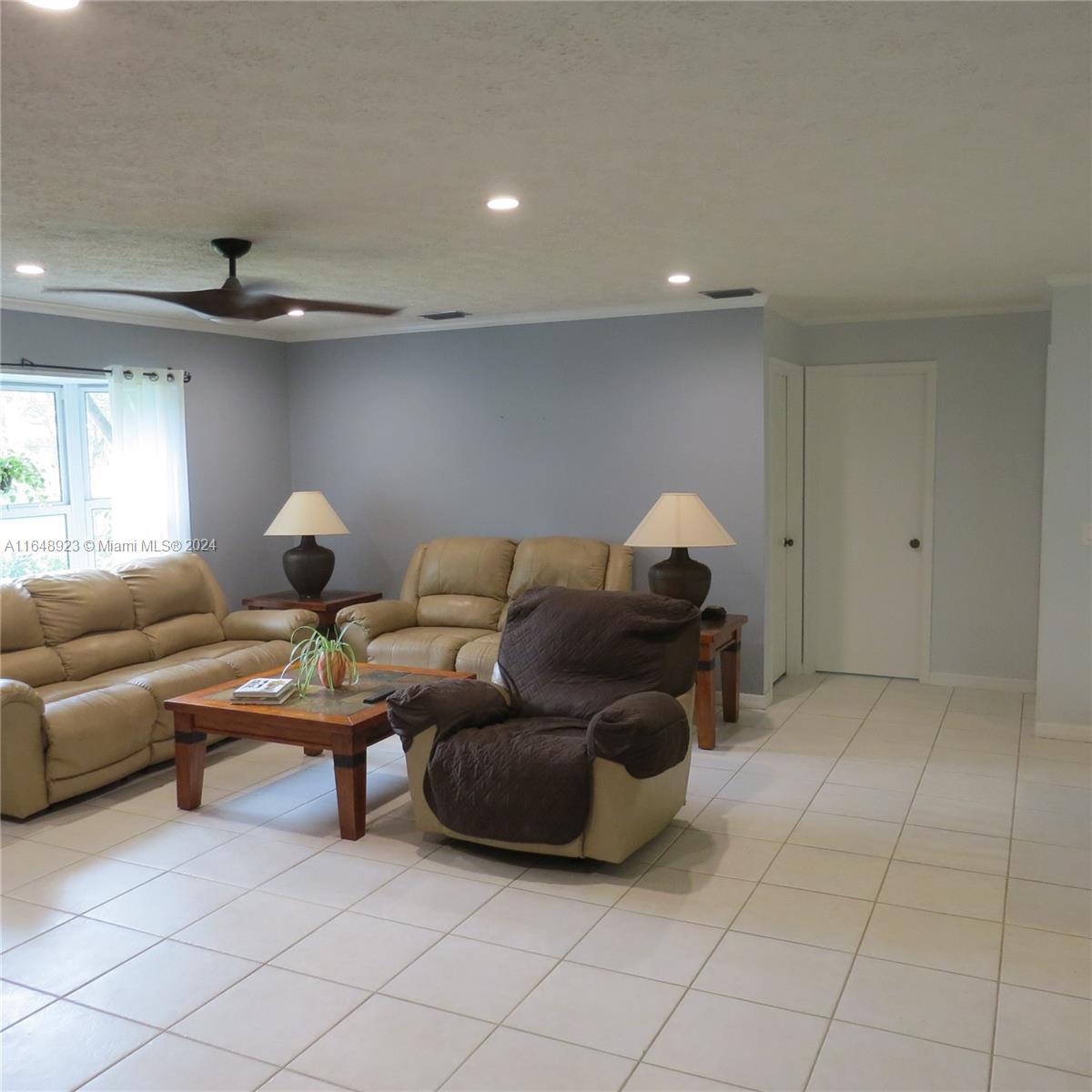 8455 SE May Ter, Hobe Sound, Florida image 11