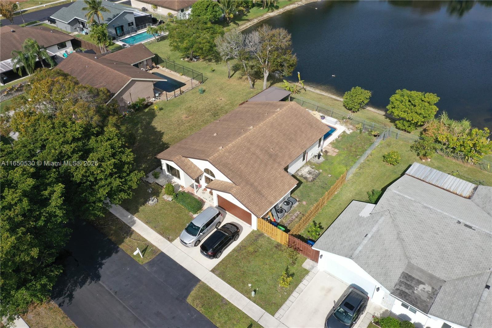 9927 NW 52nd St, Sunrise, Florida image 38