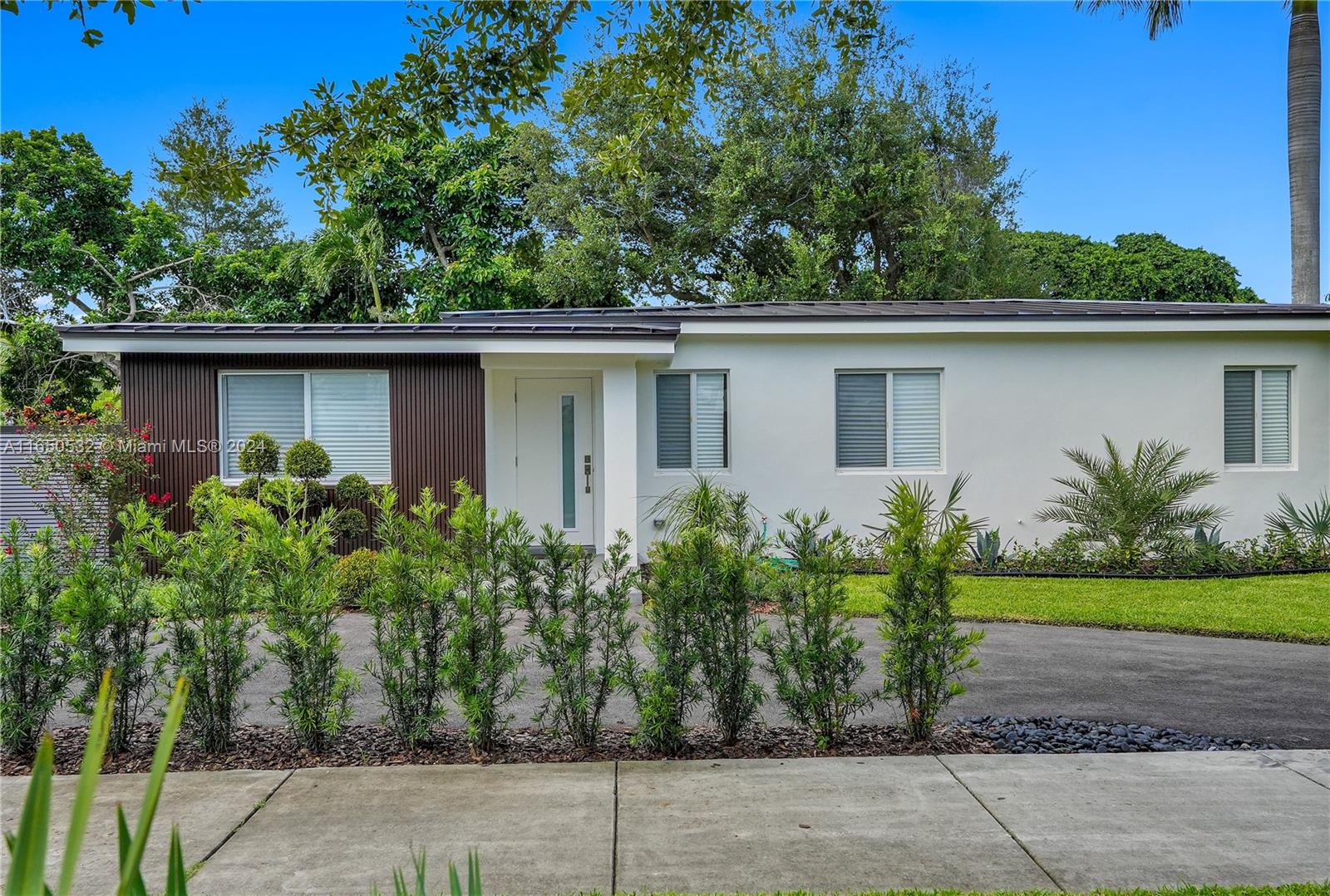 6811 SW 80th St, South Miami, Florida image 17