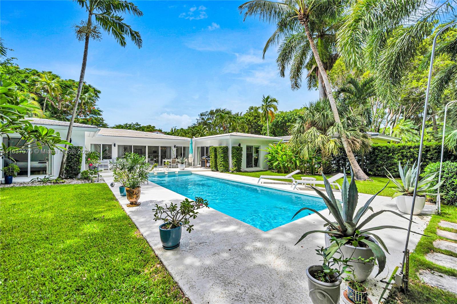 203 Ridgewood Rd, Coral Gables, Florida image 38