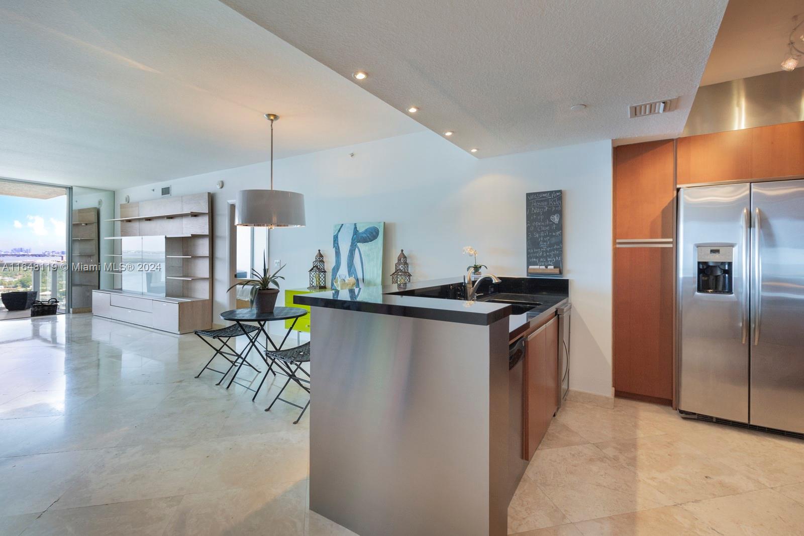 10 Venetian Way #2102, Miami Beach FL 33139
