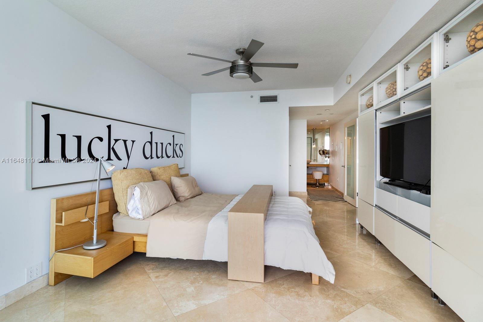 10 Venetian Way #2102, Miami Beach FL 33139