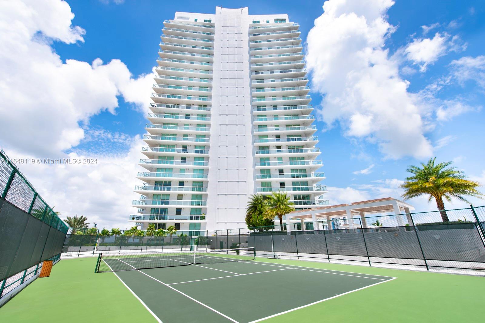 10 Venetian Way #2102, Miami Beach FL 33139