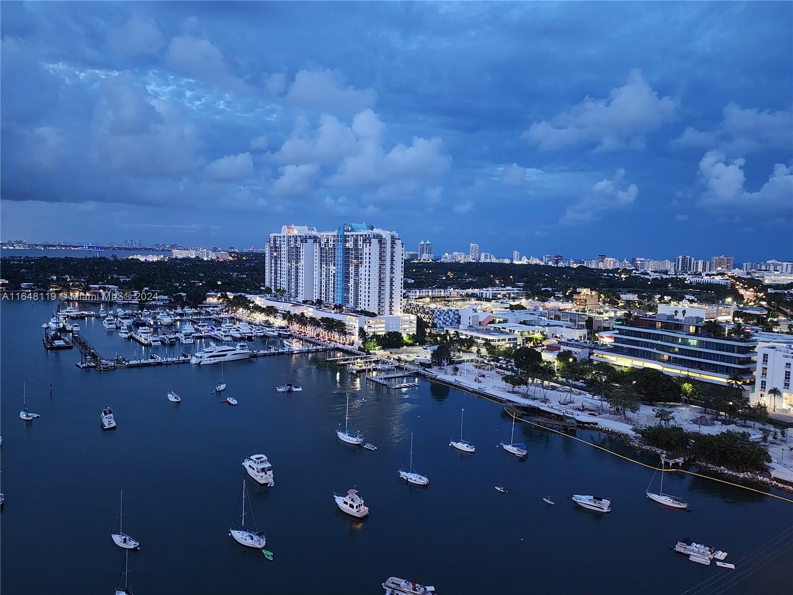 10 Venetian Way #2102, Miami Beach FL 33139