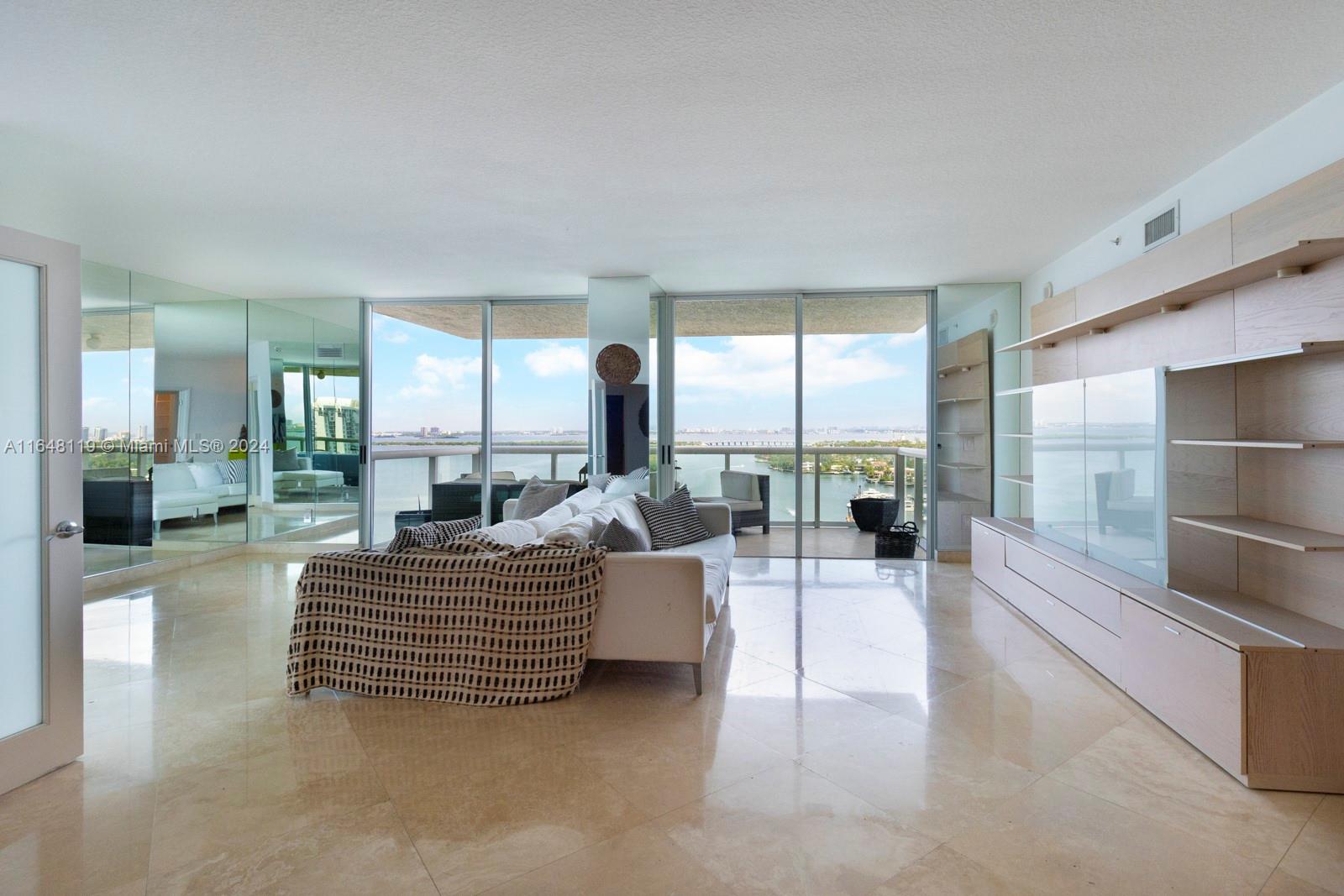 10 Venetian Way #2102, Miami Beach FL 33139