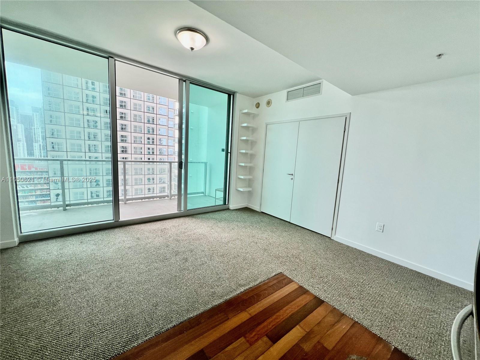 300 S Biscayne Blvd #2703, Miami FL 33131