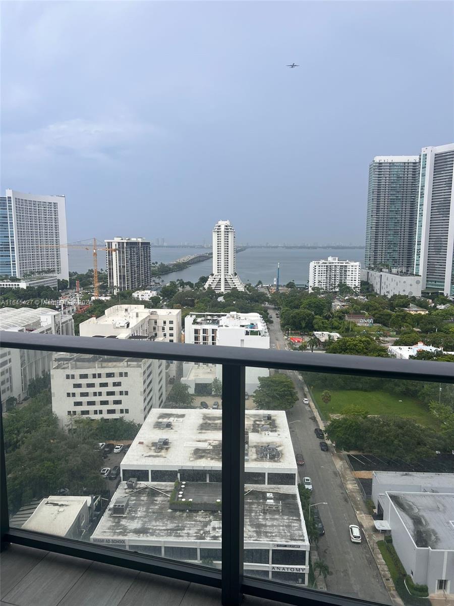 121 NE 34th St #1906A, Miami FL 33137